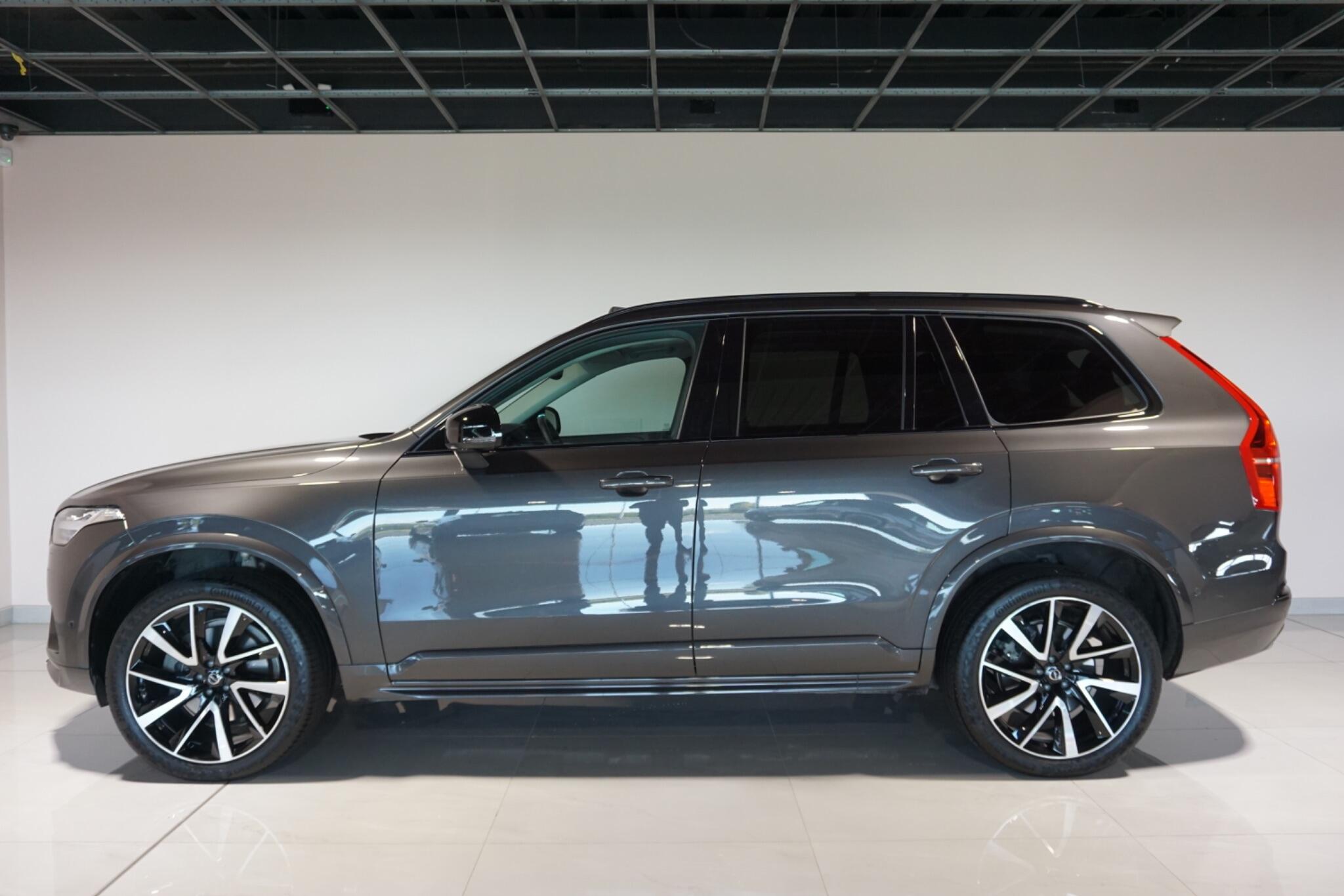 Volvo XC90 2.0 B5 MHEV Plus Edition SUV 5dr Petrol Hybrid Auto 4WD Euro 6 (s/s) (250 ps)